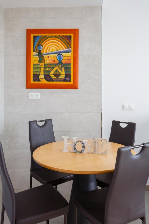 Poseidon Beach Apartment & Parking By Cadiz4Rentals Exterior photo